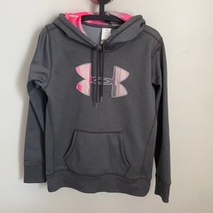 Under Armor Woman’s sz Small Hoodie